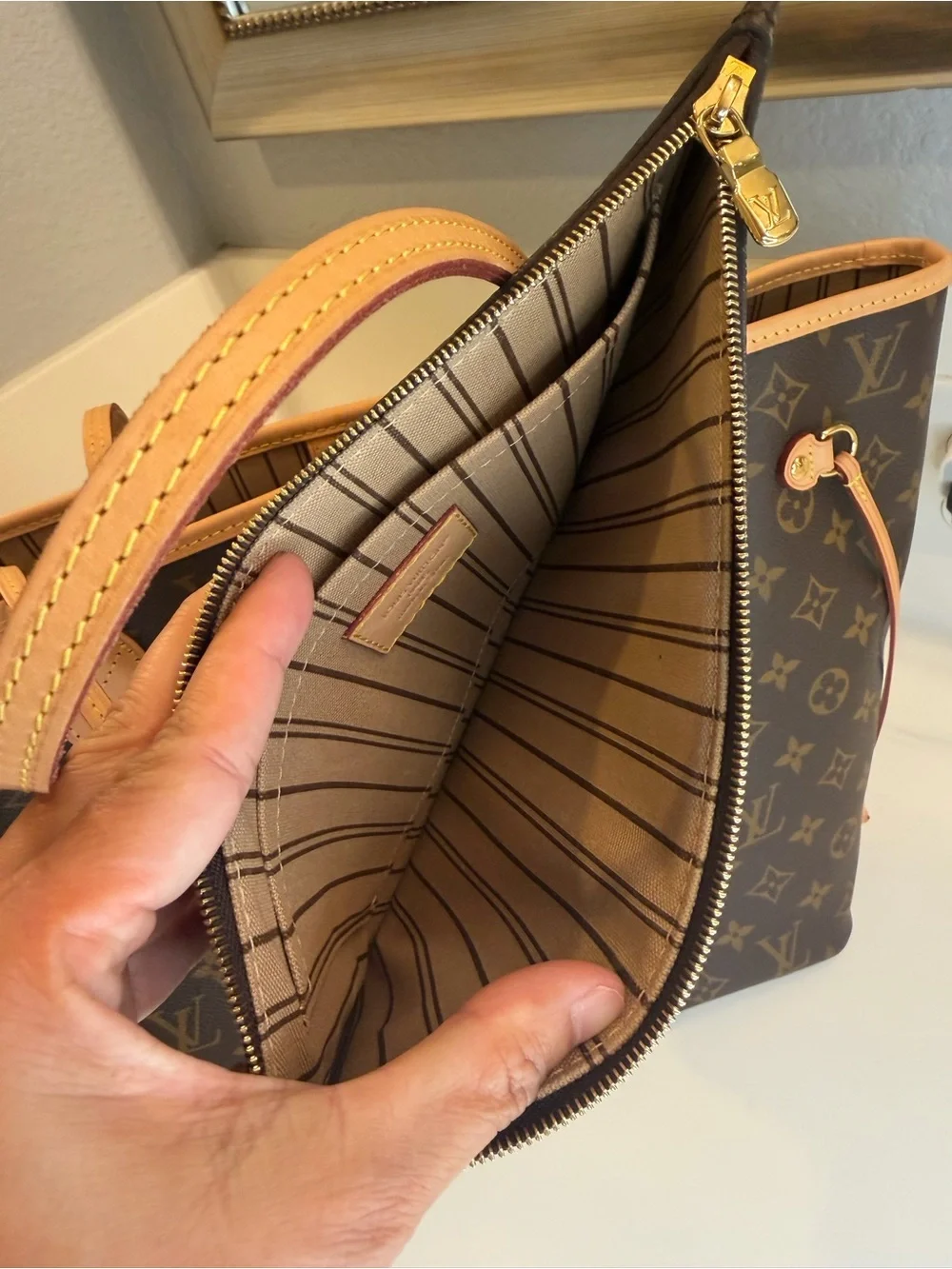 🎀 LOUIS VUITTON Monogram Canvas Neverfull MM NM Bag